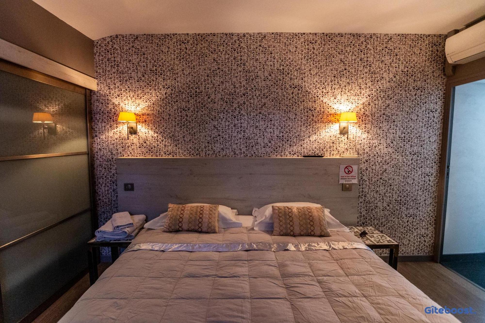 Le Val Des Sens Hotel Chatte Luaran gambar